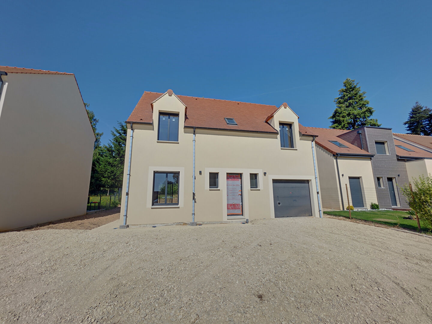 Agence immobilière de L'IMMOBILIERE DE MAINTENON - L'IMMOBILIERE DE MAINTENON
