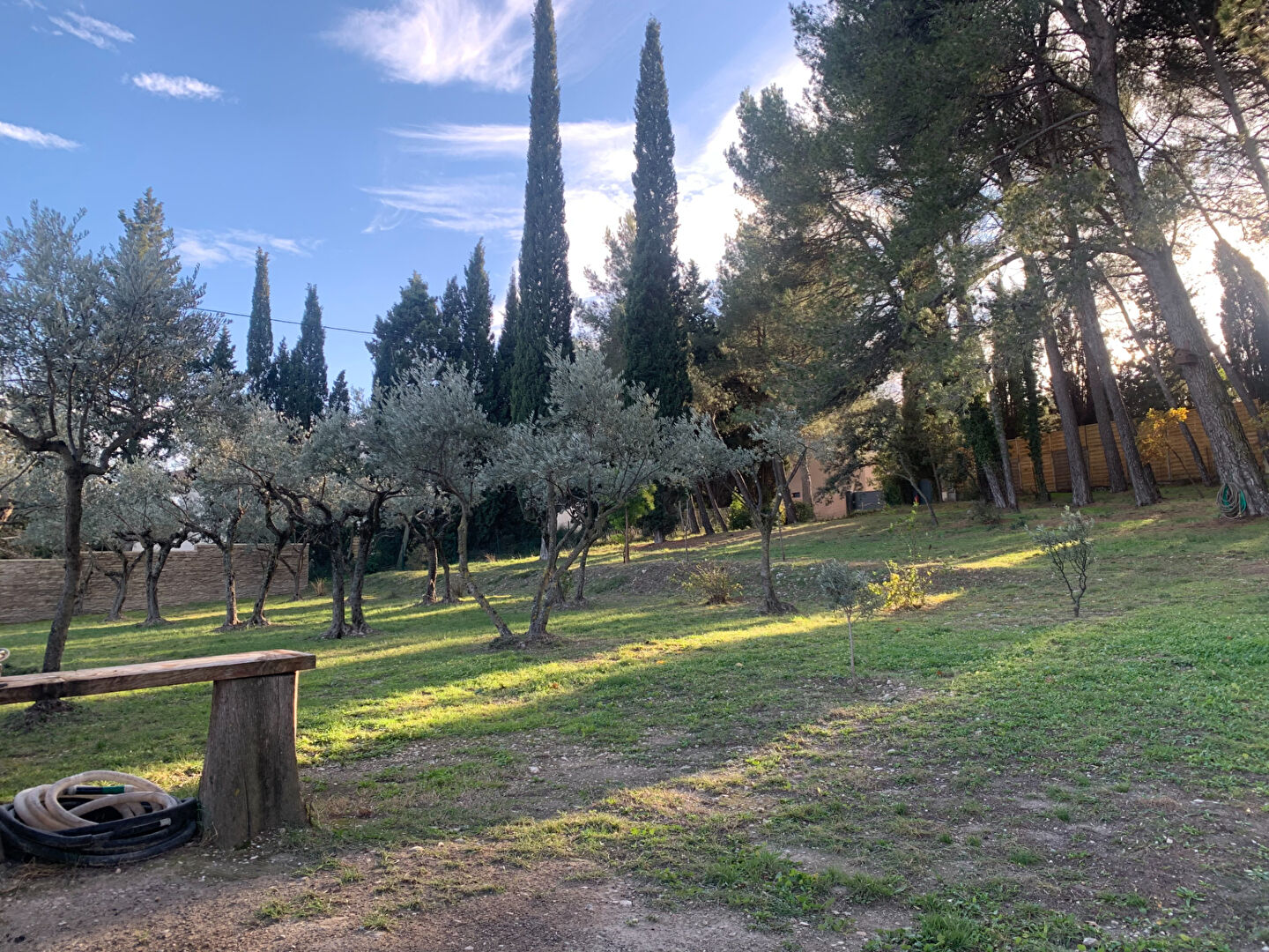 À vendre maison de charme en pierre proche de saint-rémy-de-provence