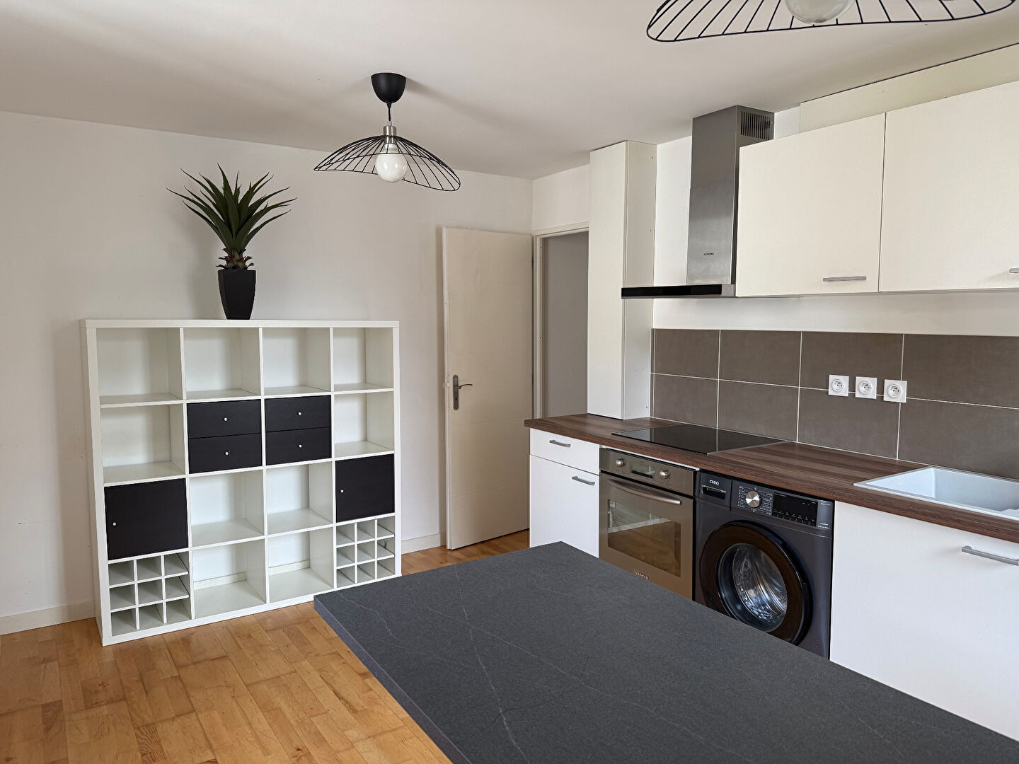 Appartement en duplex - JUJURIEUX - 560  - 45 m²