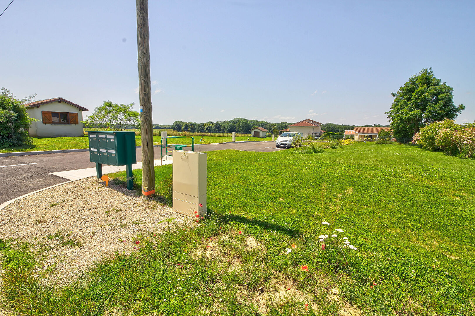 Photo Lot 3, 301 m2 Chatillon la Palud image 2/3