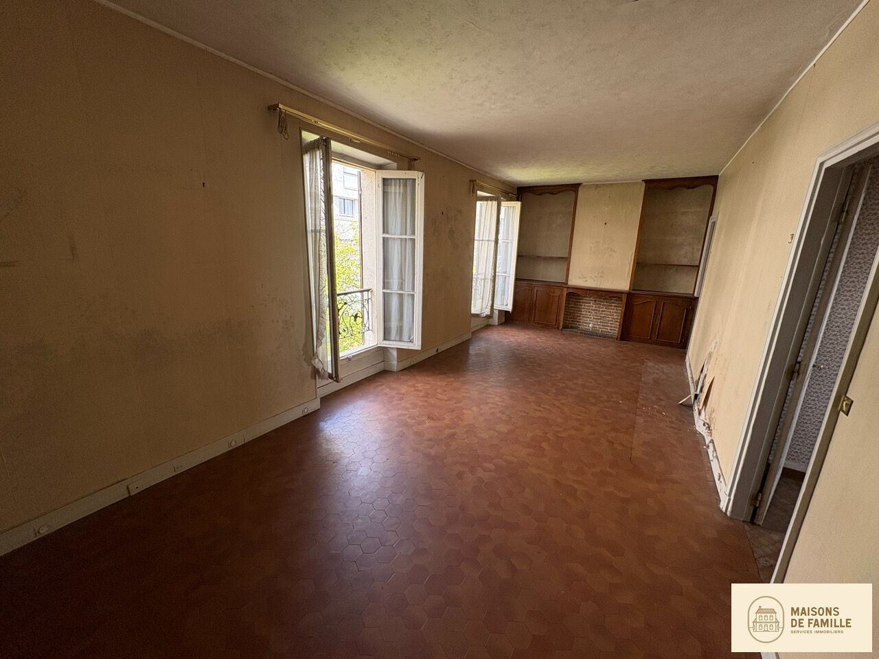 Agence immobilière de 
 Maisons de famille Clamart - Maisons de famille 
