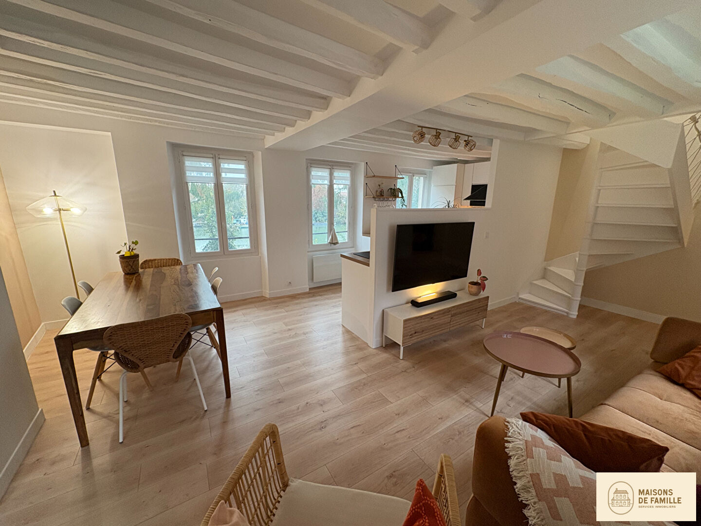 Agence immobilière de 
 Maisons de famille Clamart - Maisons de famille 
