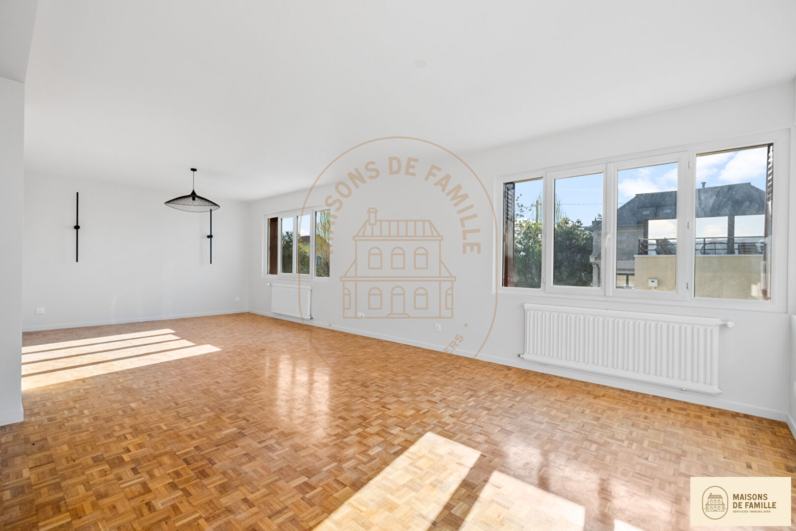 Photo Jerry - Maison à vendre à Chatou image 4/6