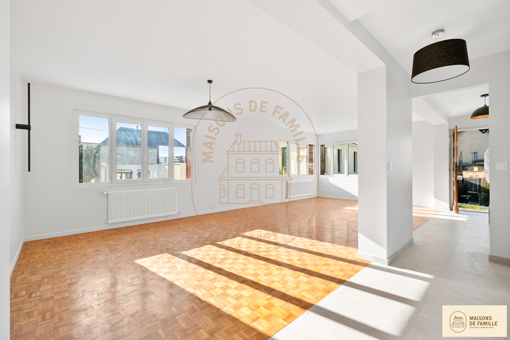 Photo Jerry - Maison à vendre à Chatou image 5/6