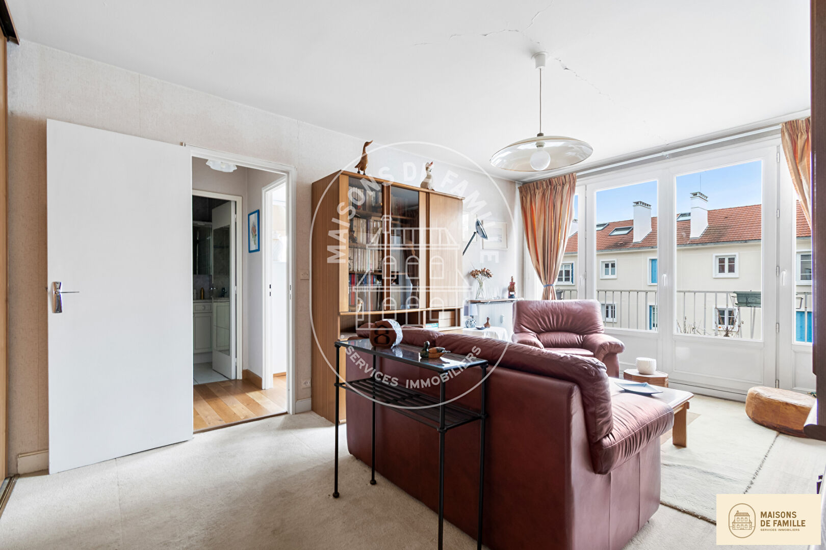 Photo Appartement Rueil Malmaison dernier étage, centre-ville image 1/6