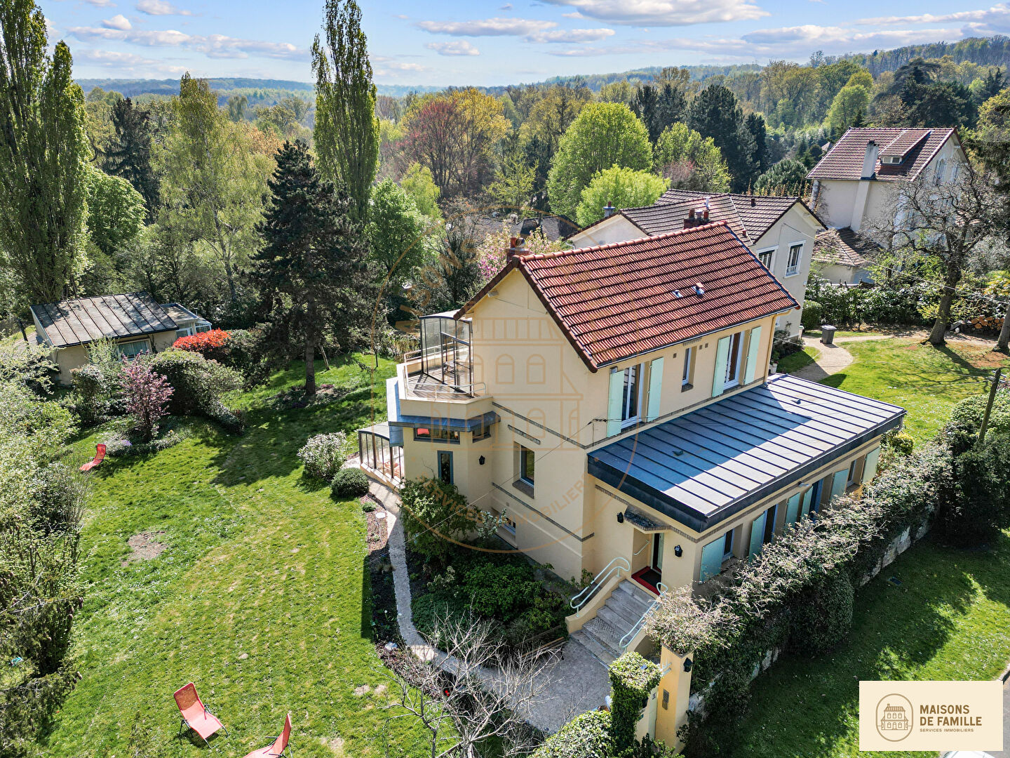 Photo La Fraisière - Maison à vendre au Hameau de la Jonchère - Rueil Malmaison image 2/6