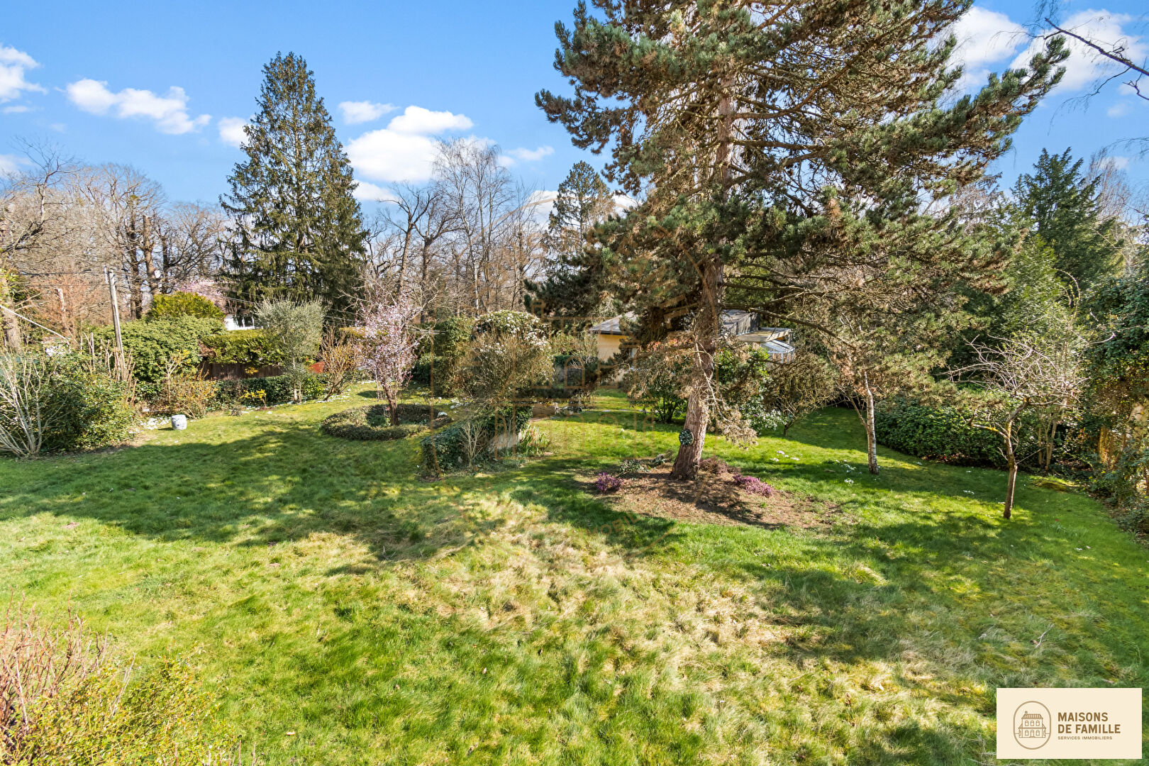 Photo La Fraisière - Maison à vendre au Hameau de la Jonchère - Rueil Malmaison image 3/6