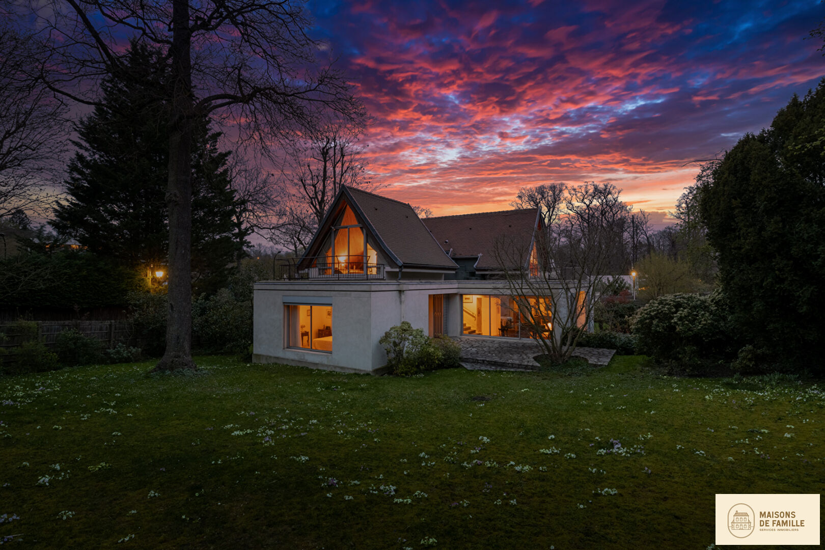 Zaha - Maison d'architecte à vendre au Hameau de la Jonchère à Rueil-Malmaison