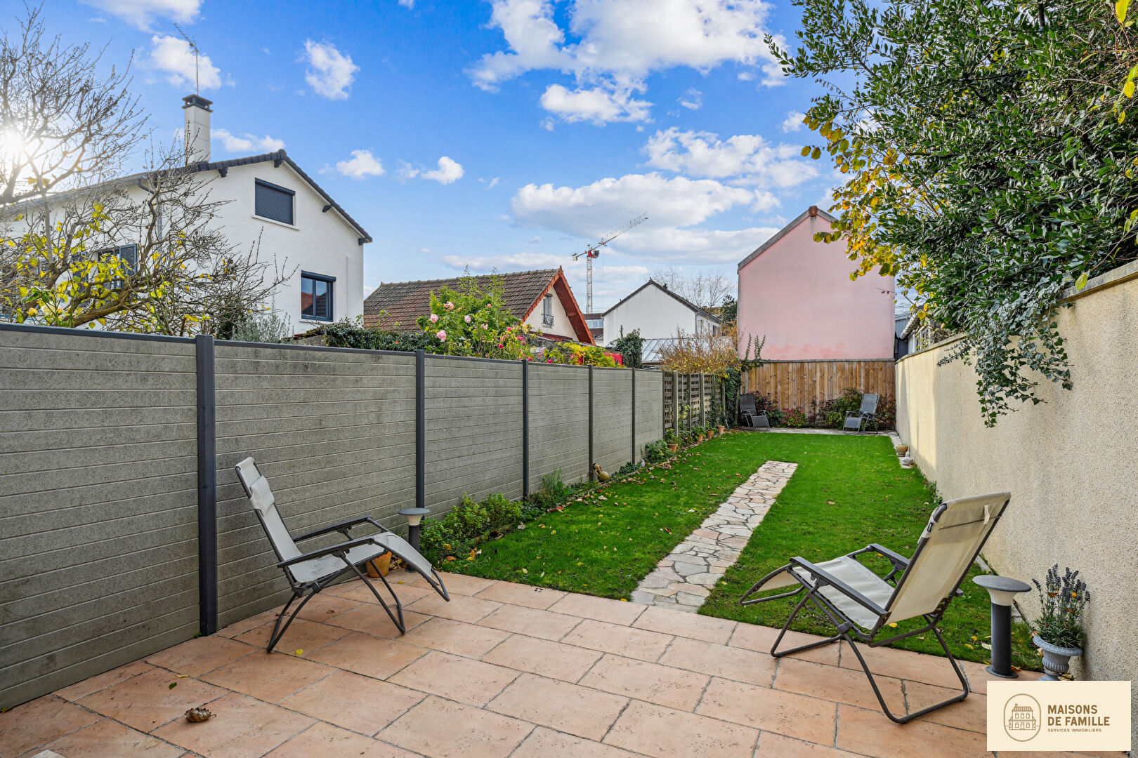 Agence immobilière de 
 Maisons de famille Clamart - Maisons de famille 
