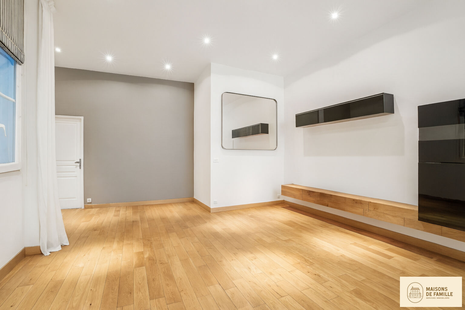 Photo Appartement à venndre - Paris 15 ème rue Lecourbe image 2/6