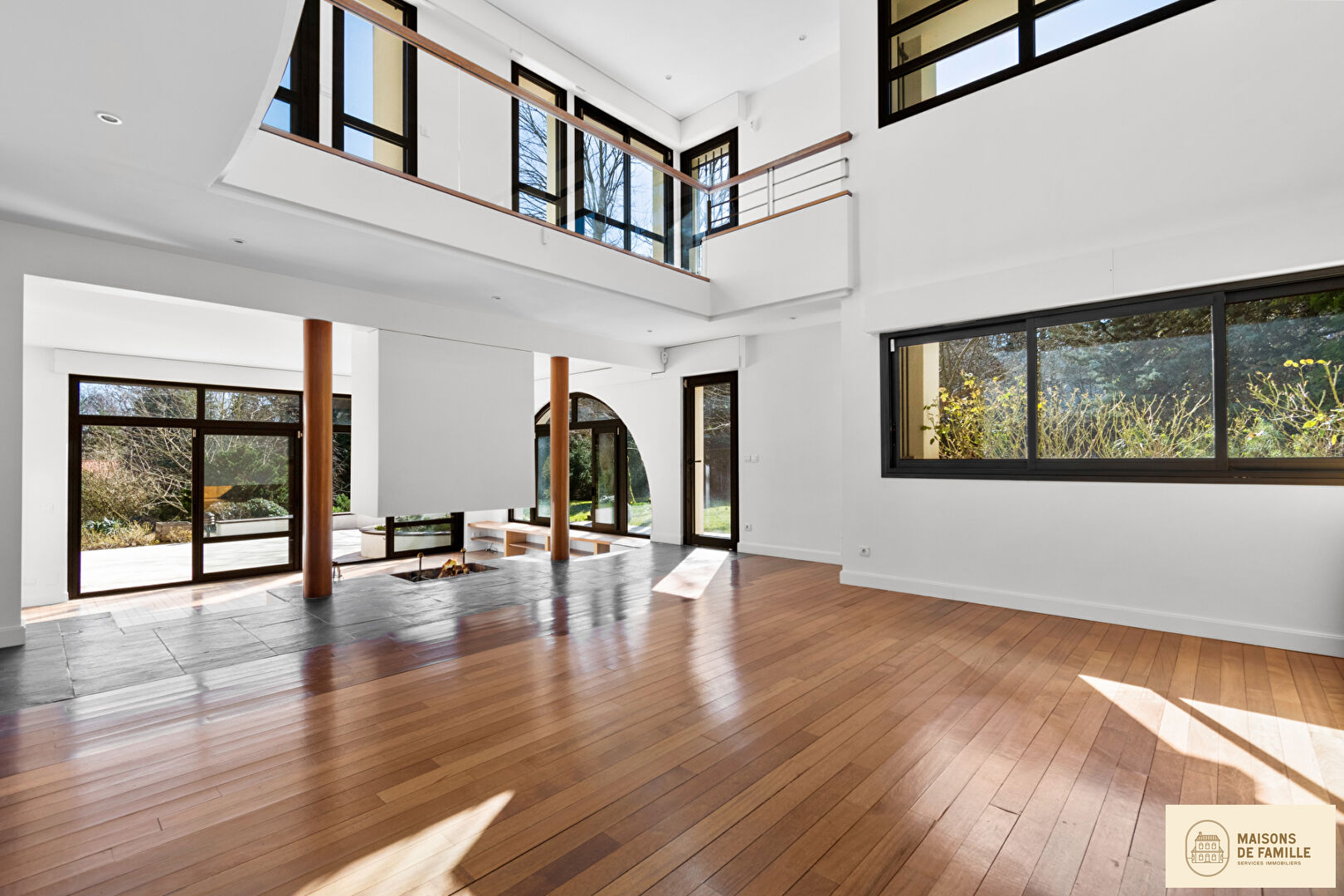 Photo La Villa - Maison d'exception à vendre dans le Hameau de la Jonchère à Rueil-Malmaison image 5/6