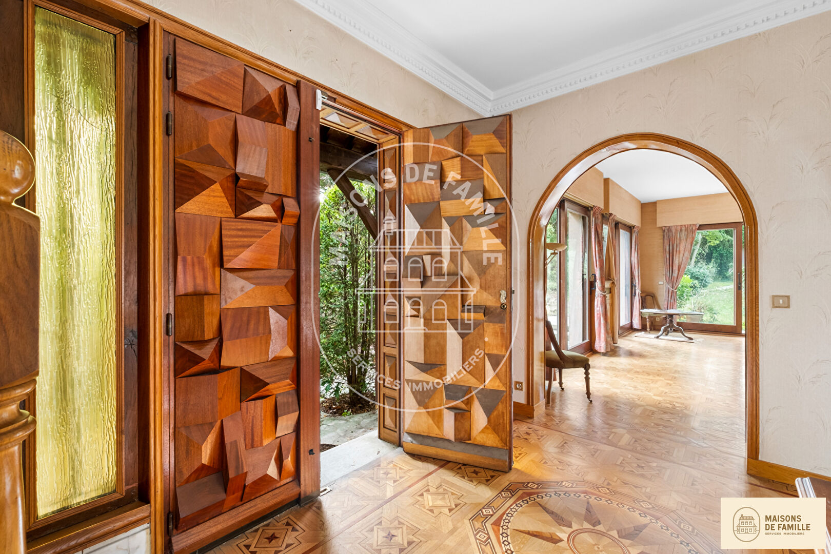 Photo Philippine - Maison à vendre à Bougival image 2/6