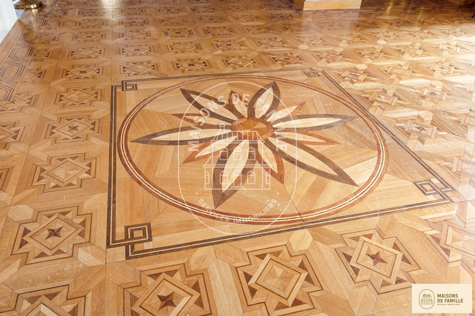 Photo Philippine - Maison à vendre à Bougival image 5/6