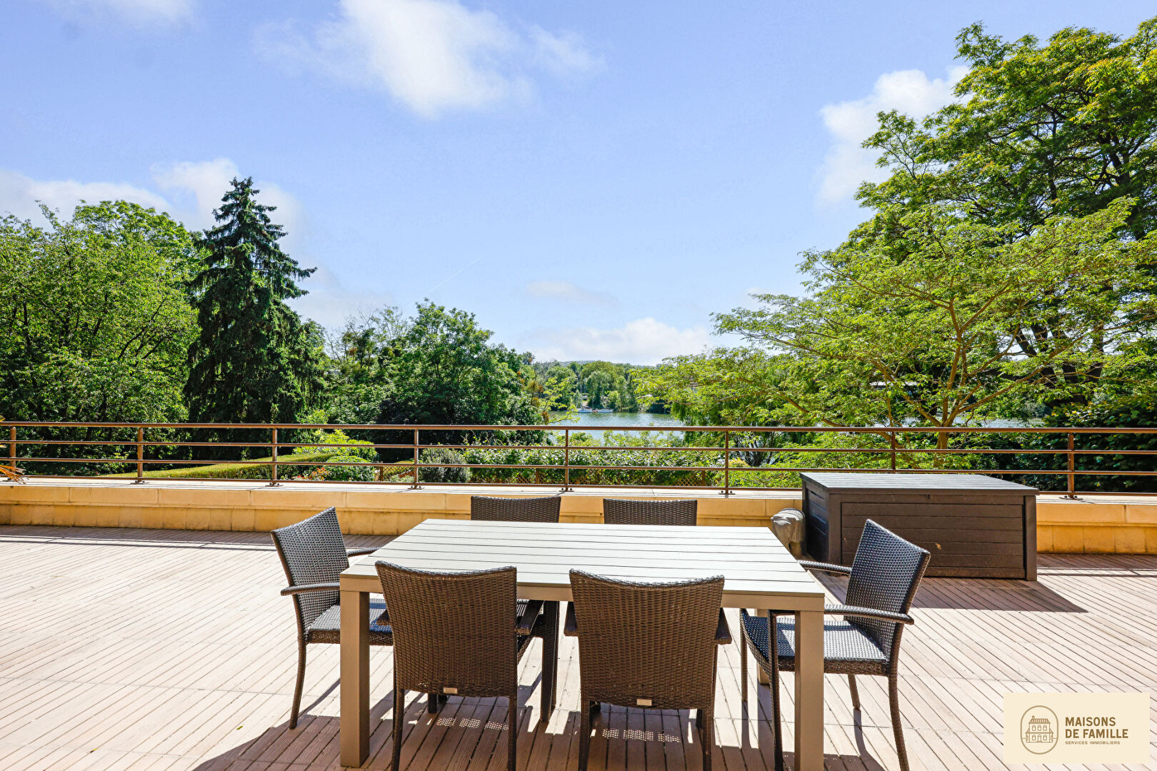 Photo Cascade - Maison à vendre à TRIEL-SUR-SEINE image 3/6