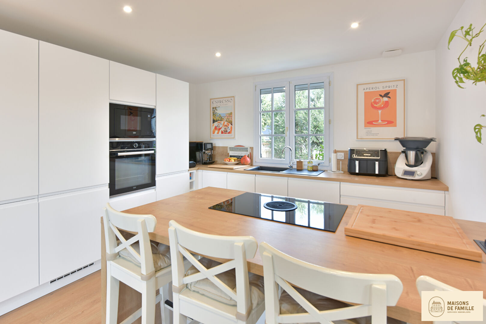 Agence immobilière de 
 Maisons de famille Clamart - Maisons de famille 
