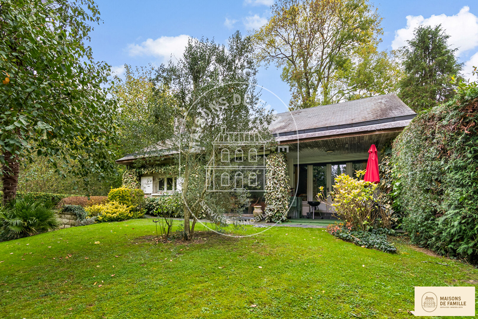 Agence immobilière de 
 Maisons de famille Clamart - Maisons de famille 
