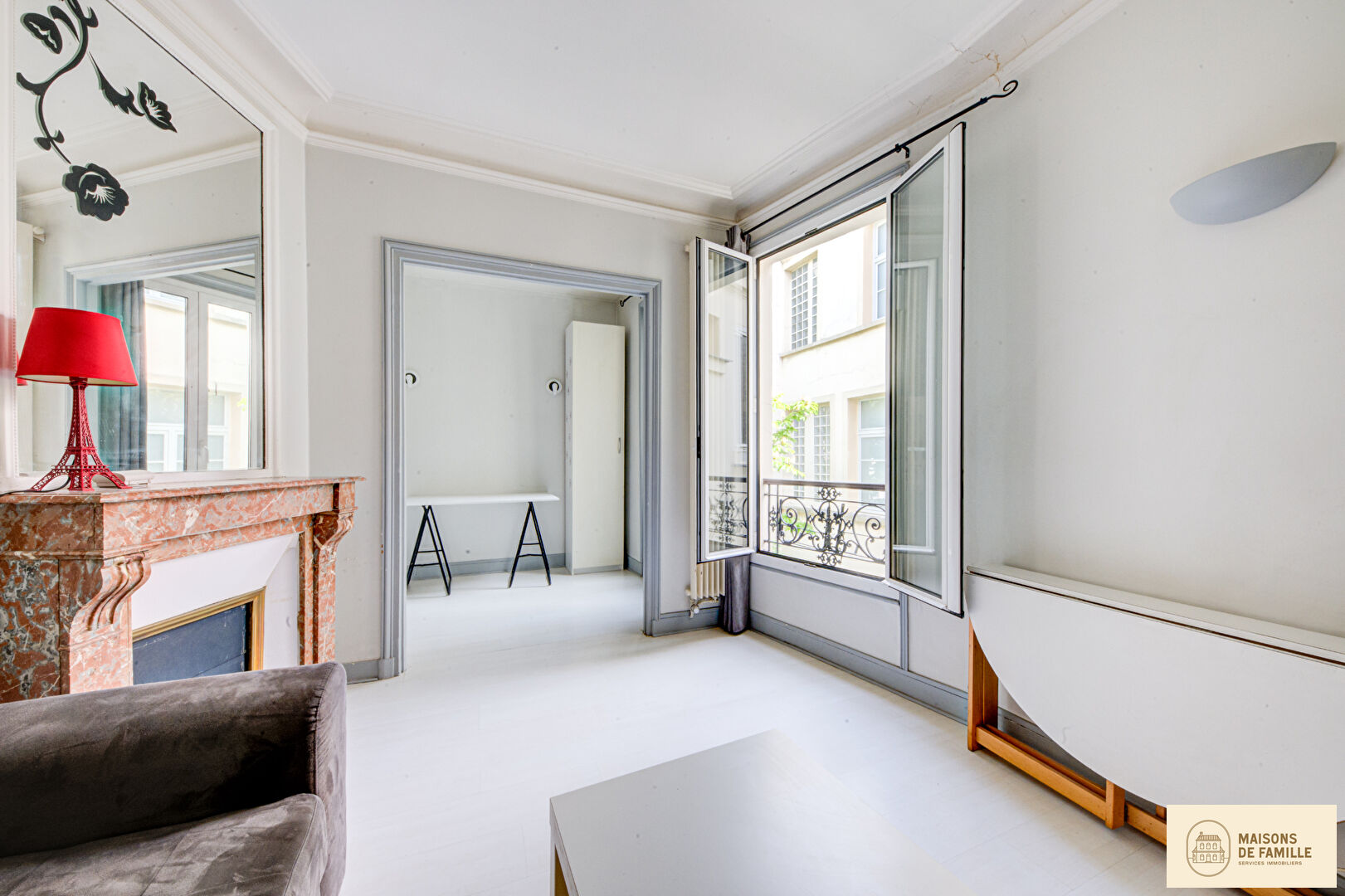 Photo Appartement Paris Rue Voltaire 11ème - 2 pièces 39 m2 image 2/6