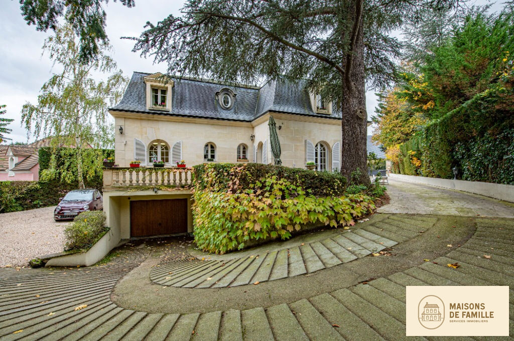 Maison à vendre à La Celle Saint Cloud