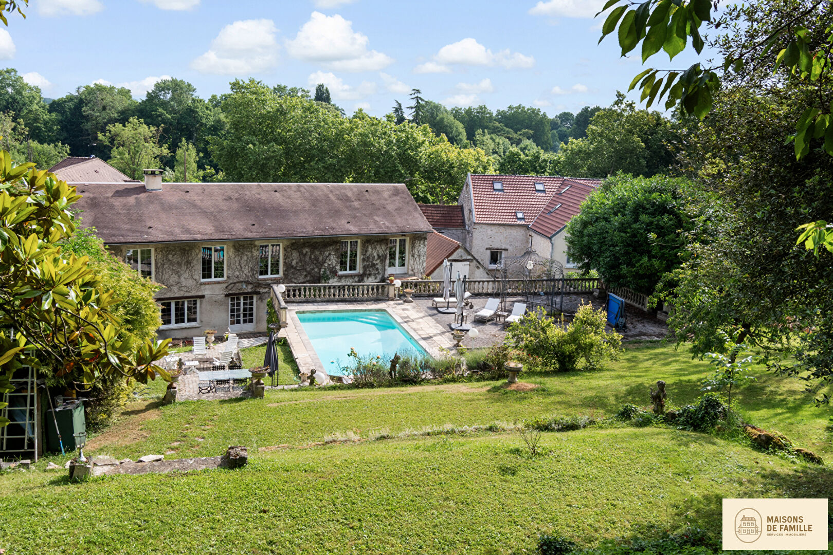 Photo *Sualem* Maison à vendre à Bougival image 1/6