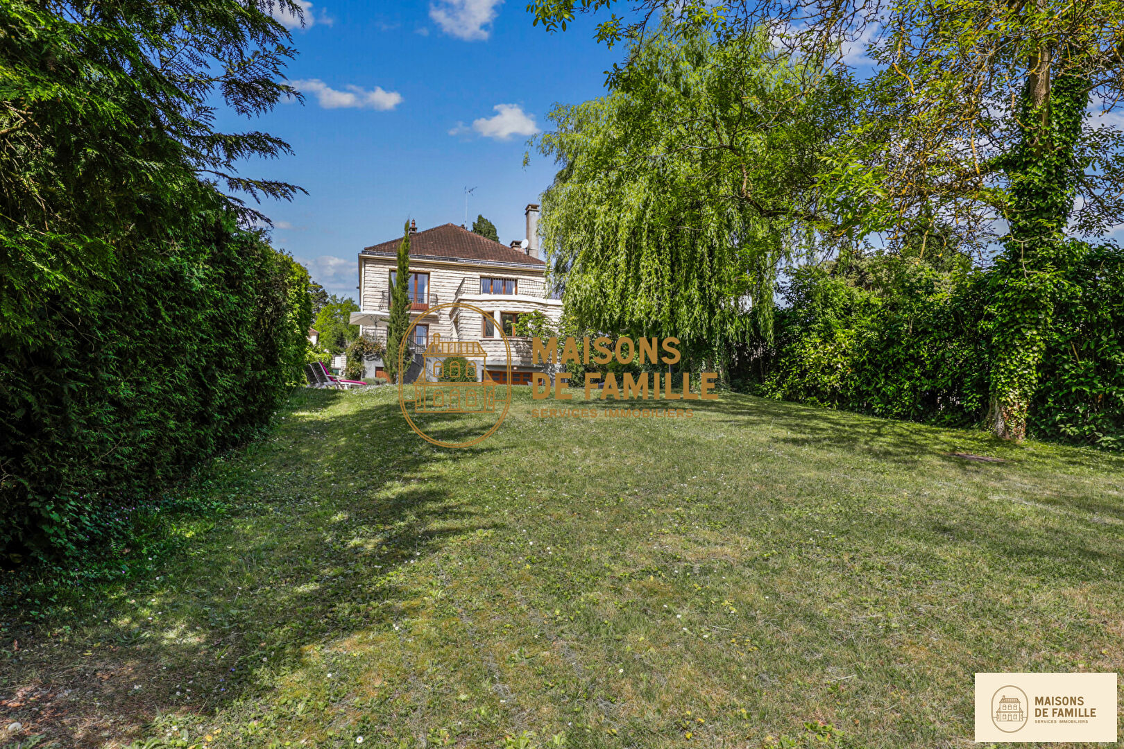 Photo Marguerite - Maison La Celle Saint Cloud 9 pièce(s) 331m2 image 2/6