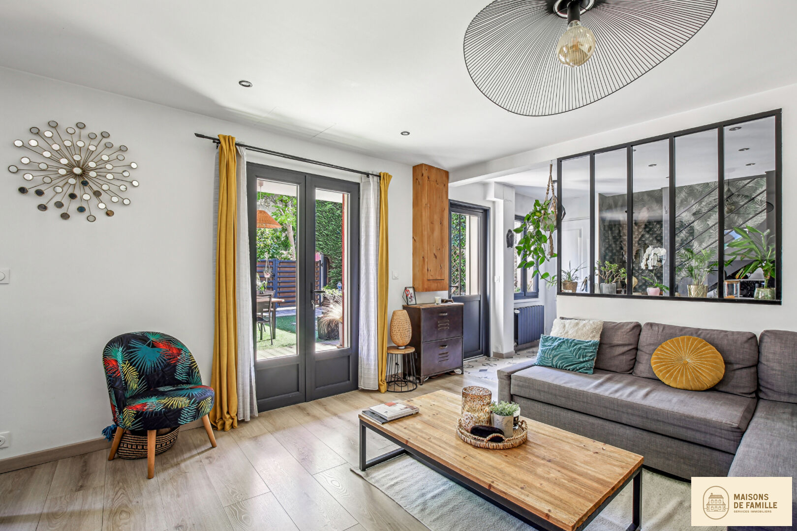 Agence immobilière de 
 Maisons de famille Clamart - Maisons de famille 
