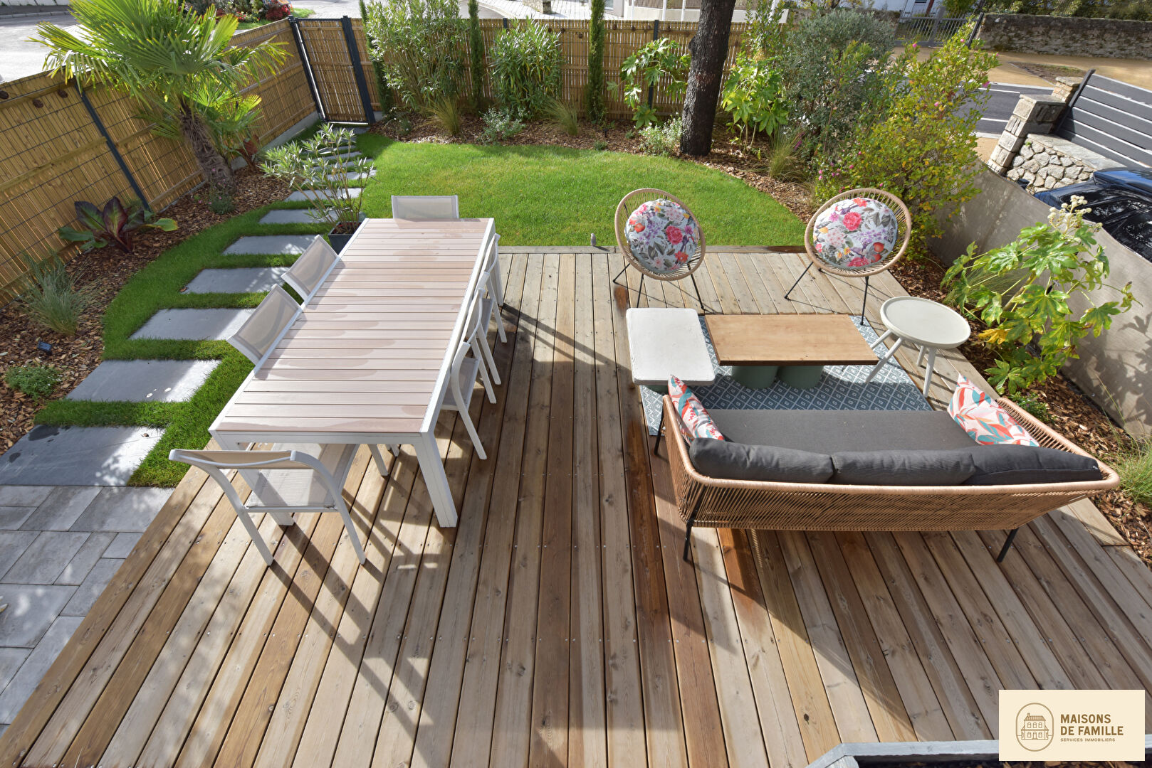 Agence immobilière de 
 Maisons de famille Clamart - Maisons de famille 
