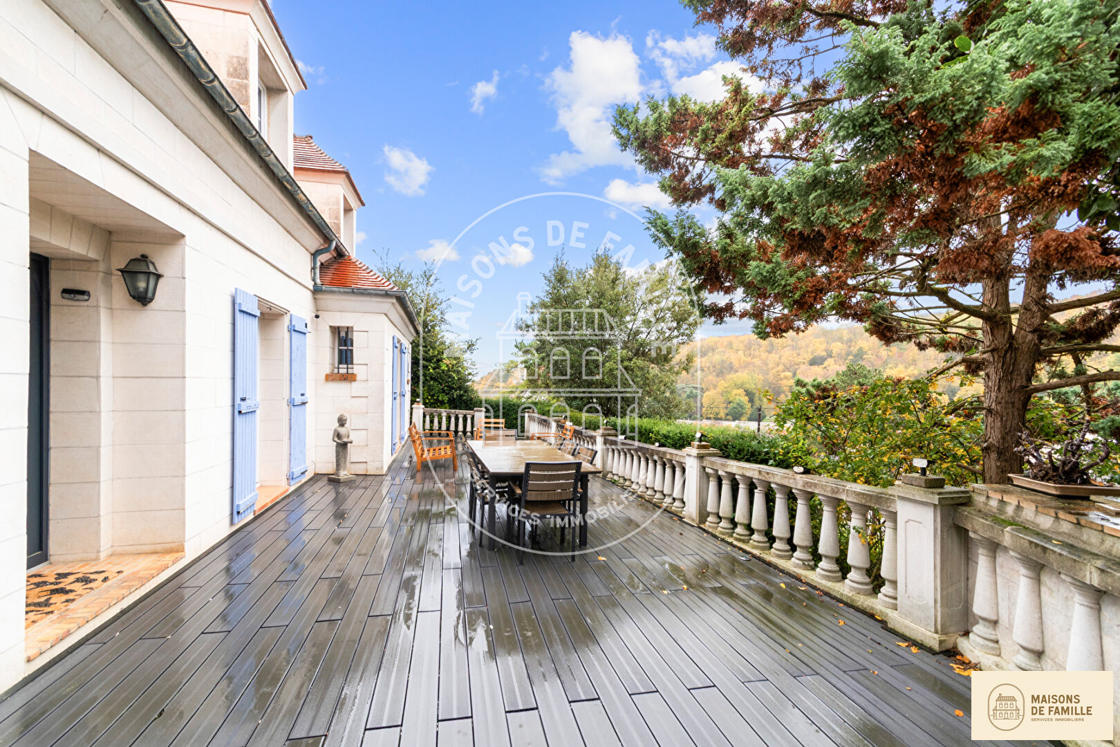 Agence immobilière de 
 Maisons de famille Clamart - Maisons de famille 
