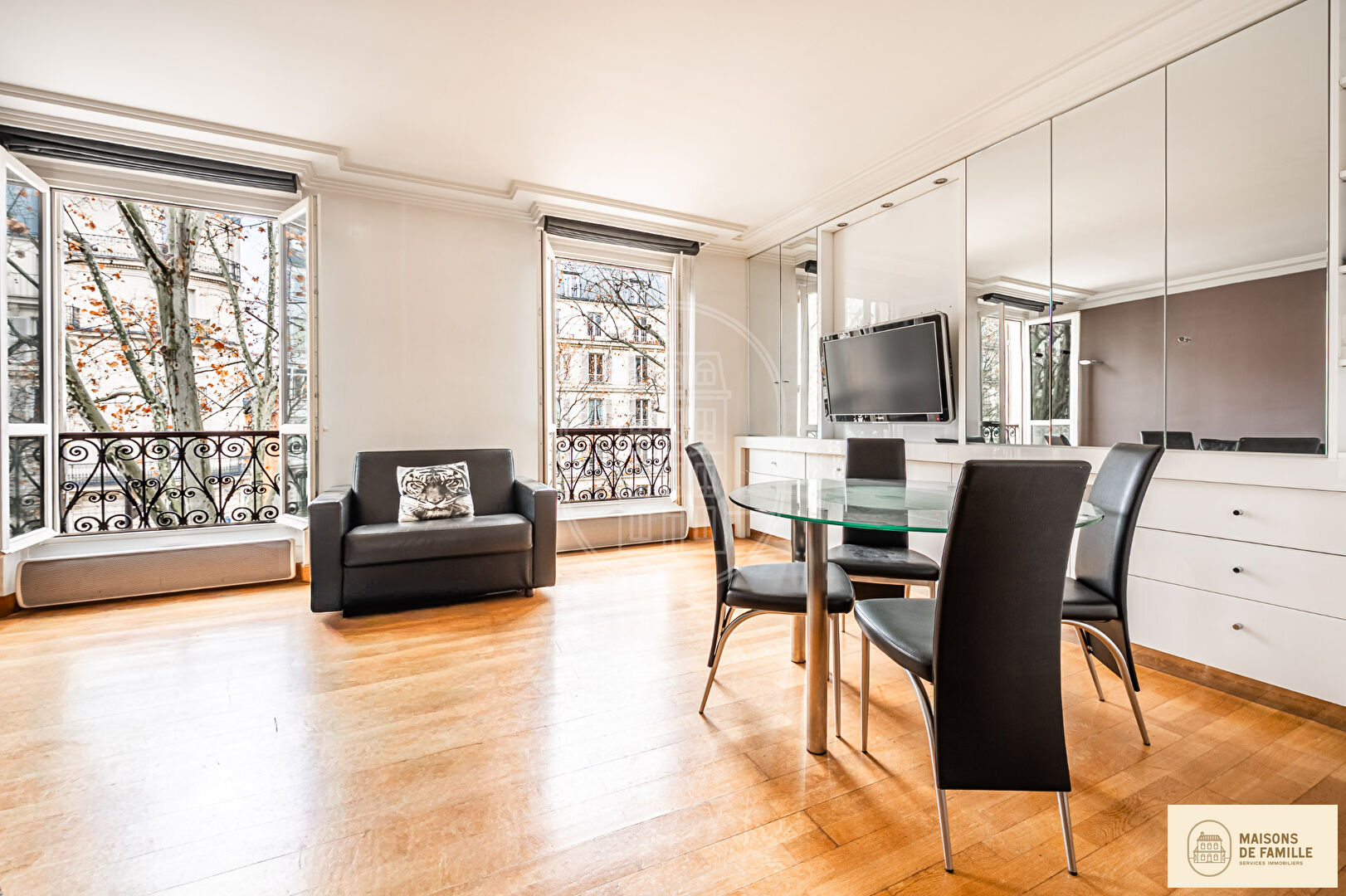 Agence immobilière de 
 Maisons de famille Clamart - Maisons de famille 
