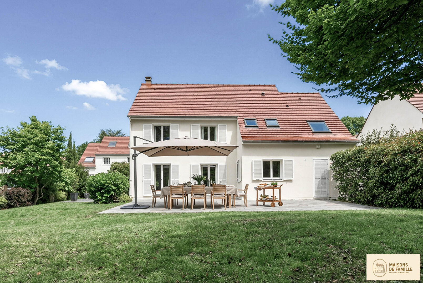Agence immobilière de 
 Maisons de famille Clamart - Maisons de famille 
