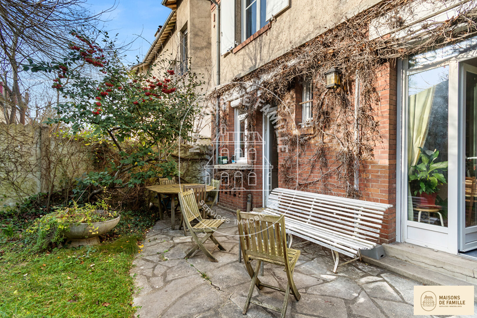 Agence immobilière de 
 Maisons de famille Clamart - Maisons de famille 
