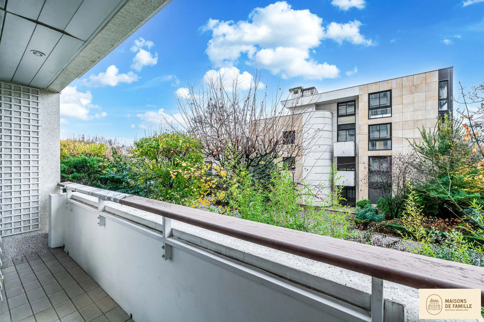 Agence immobilière de 
 Maisons de famille Clamart - Maisons de famille 
