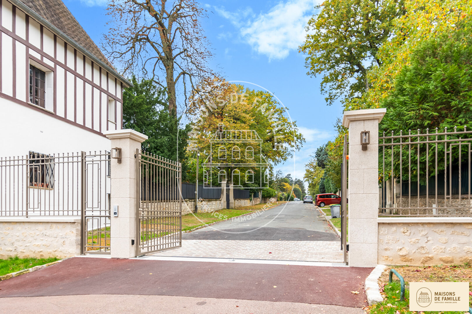 Agence immobilière de 
 Maisons de famille Clamart - Maisons de famille 
