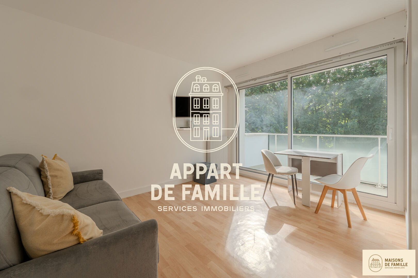 Agence immobilière de 
 Maisons de famille Clamart - Maisons de famille 
