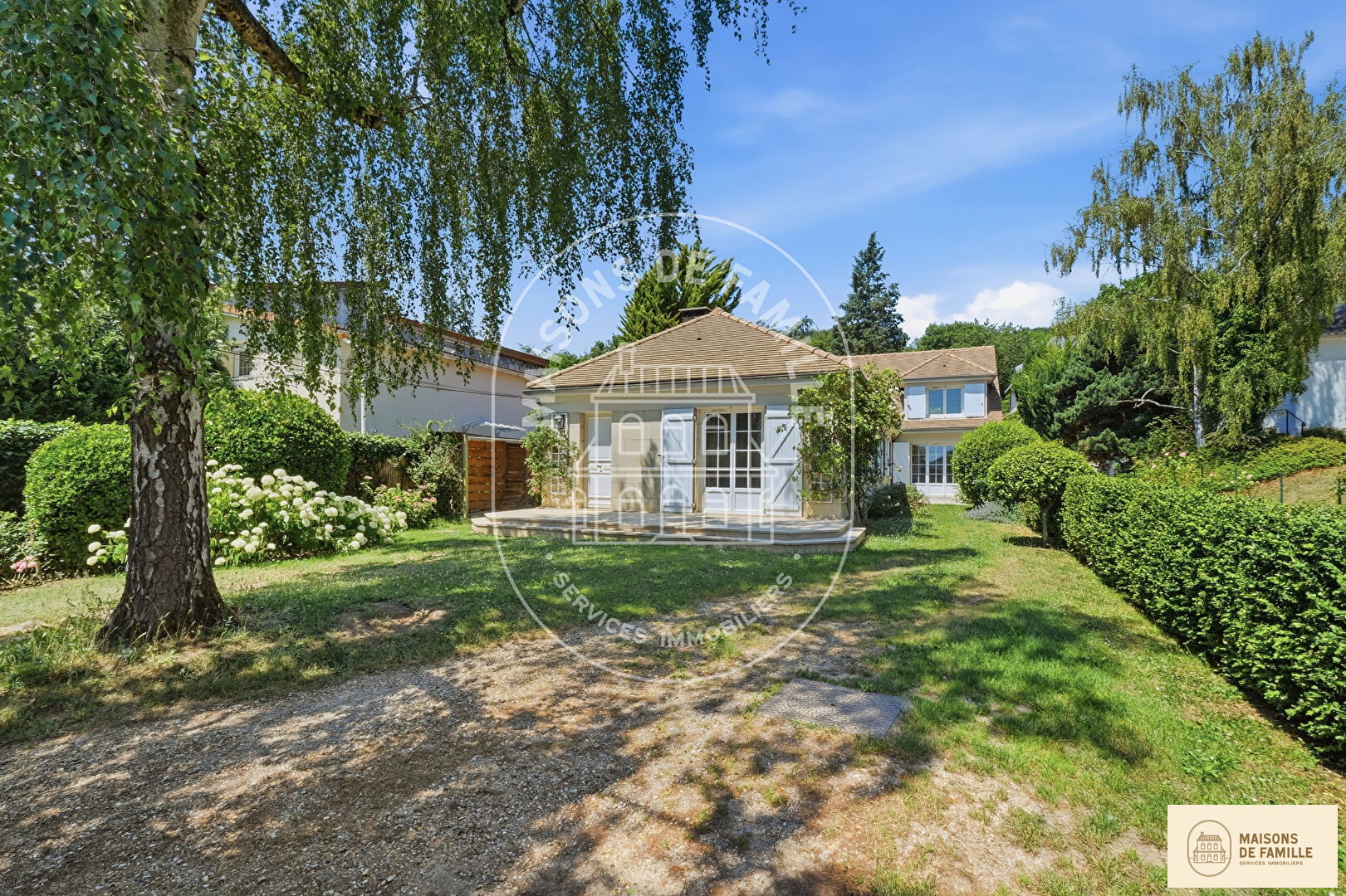 Agence immobilière de 
 Maisons de famille Clamart - Maisons de famille 
