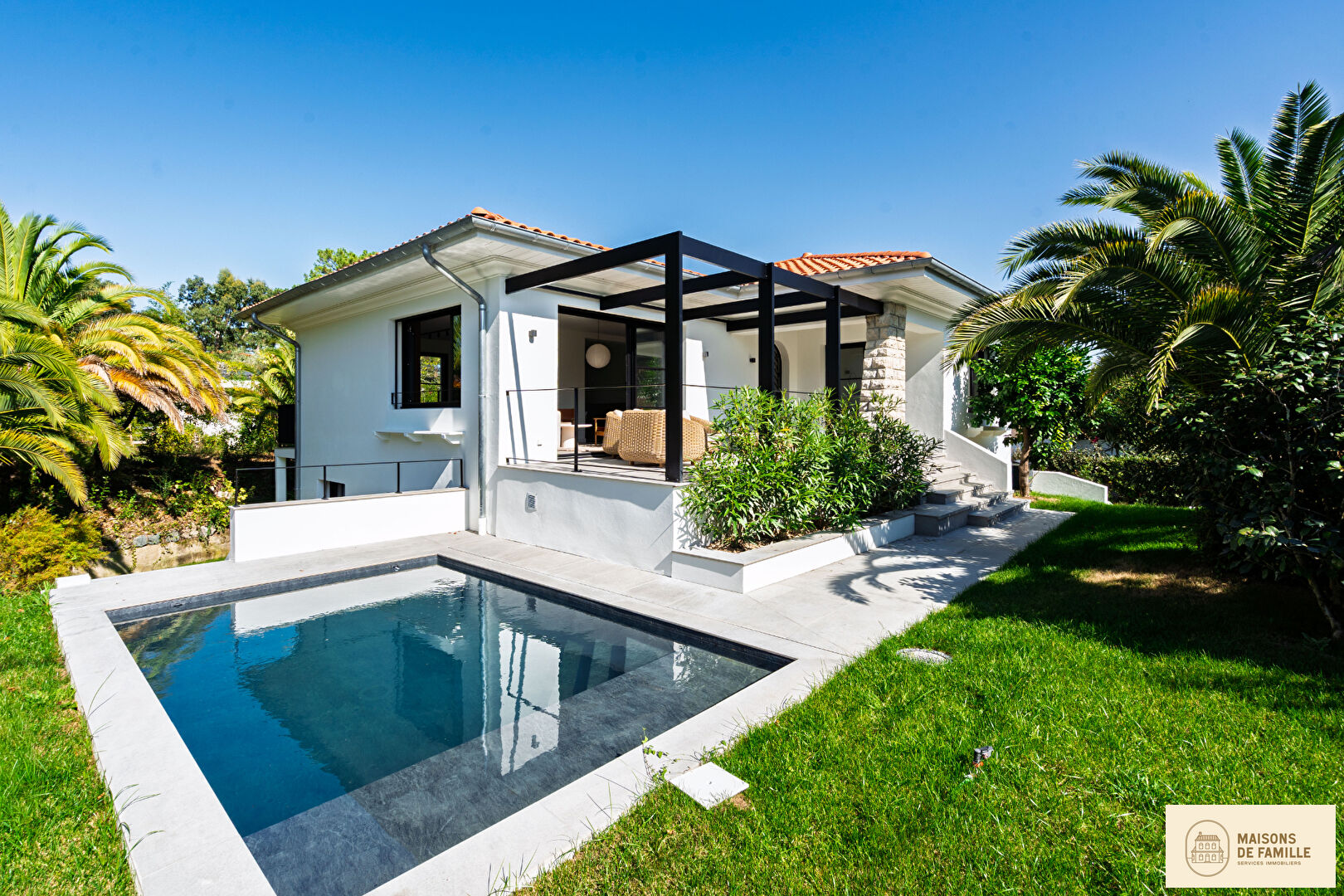 Agence immobilière de 
 Maisons de famille Clamart - Maisons de famille 
