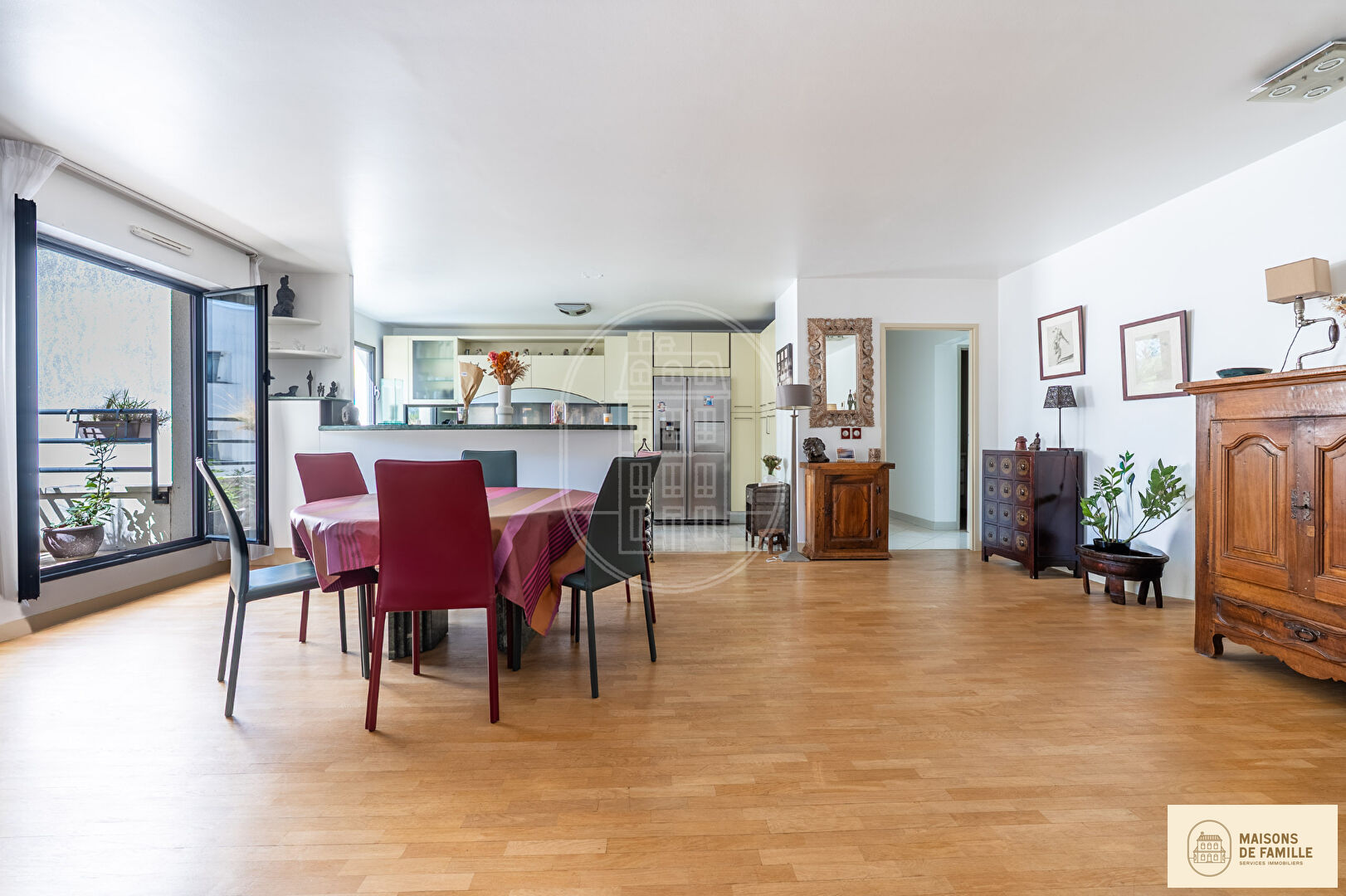 Agence immobilière de 
 Maisons de famille Clamart - Maisons de famille 

