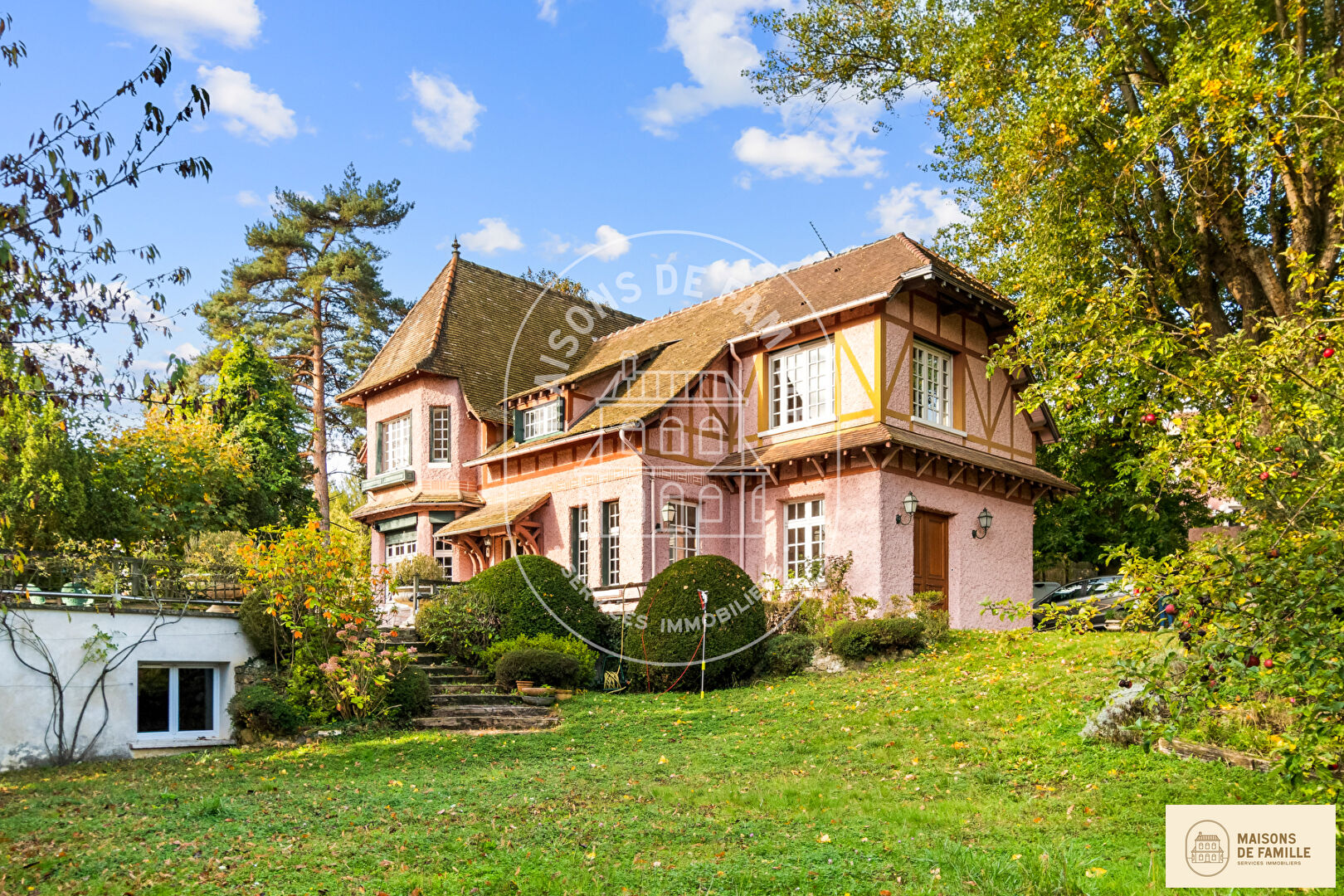 Agence immobilière de 
 Maisons de famille Clamart - Maisons de famille 
