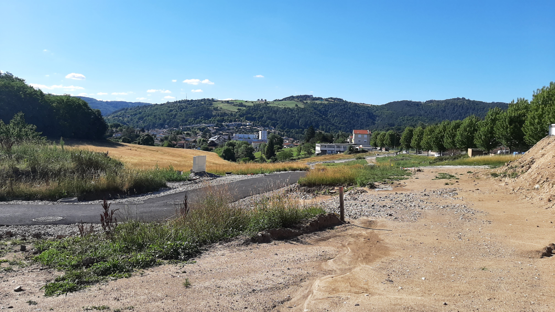 Photo UNIEUX, hauteurs, plateau Croix de Marlet image 4/6