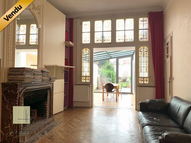 Photo Maison de caractère avec garage et jardin image 1/6