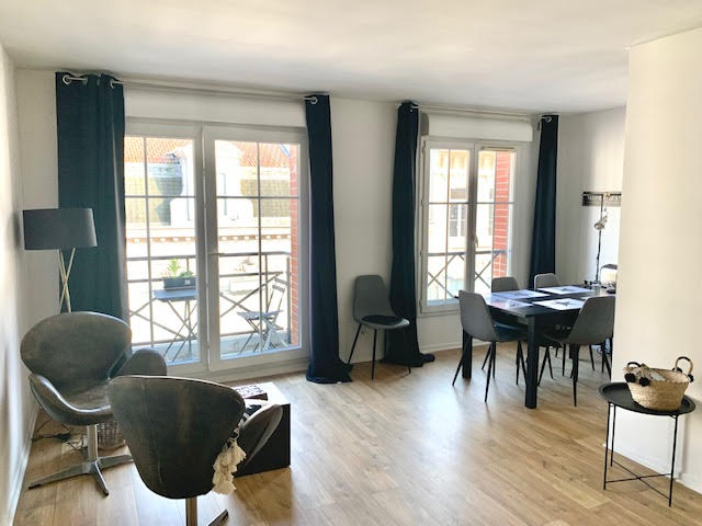 Photo T3 récent avec balcon et garage dans résidence sécurisée image 3/6