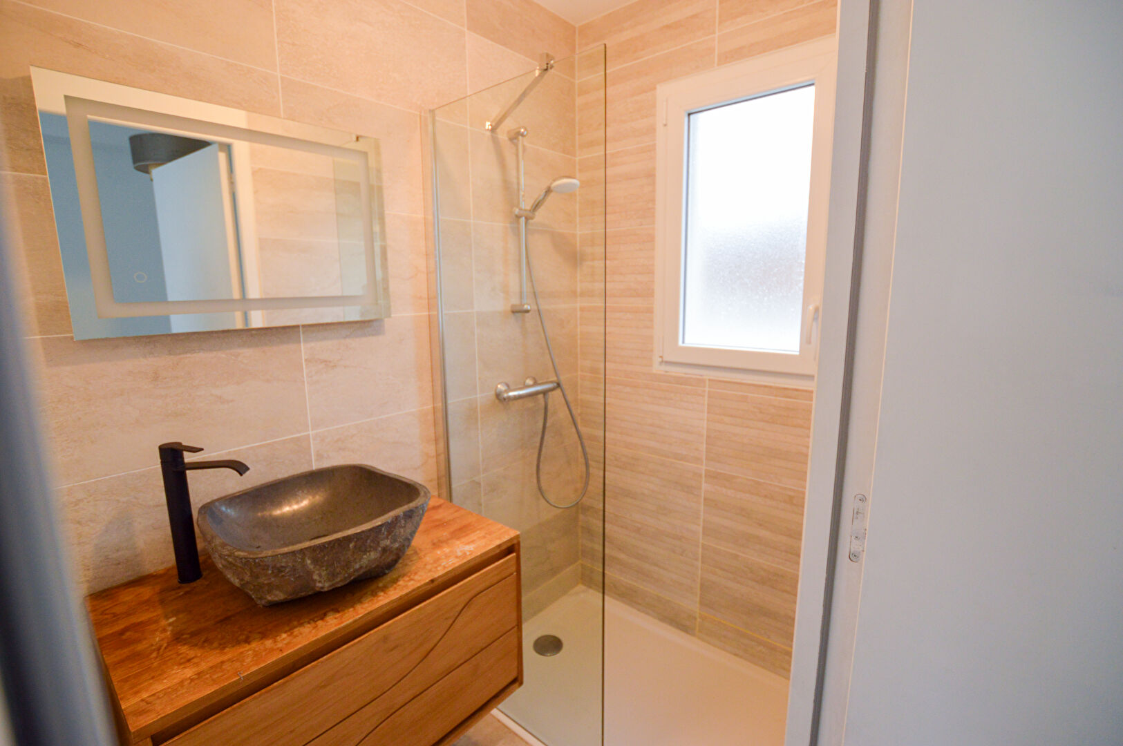 Photo Maison Saint Urbain 6 pièce(s) 112 m2 image 5/6