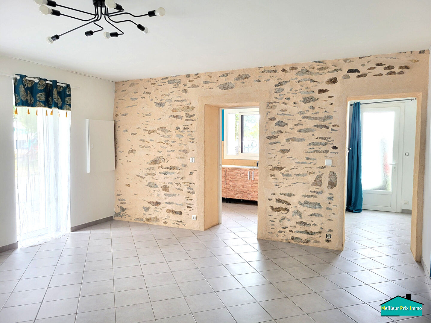 Photo TOUVOIS Maison 2 chambres image 1/5