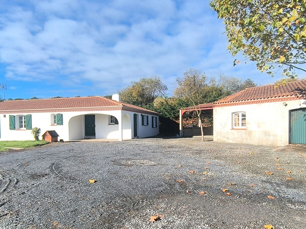 Photo La Barre de Monts - Proche de la forêt - Maison 4 chambres avec piscine image 2/6