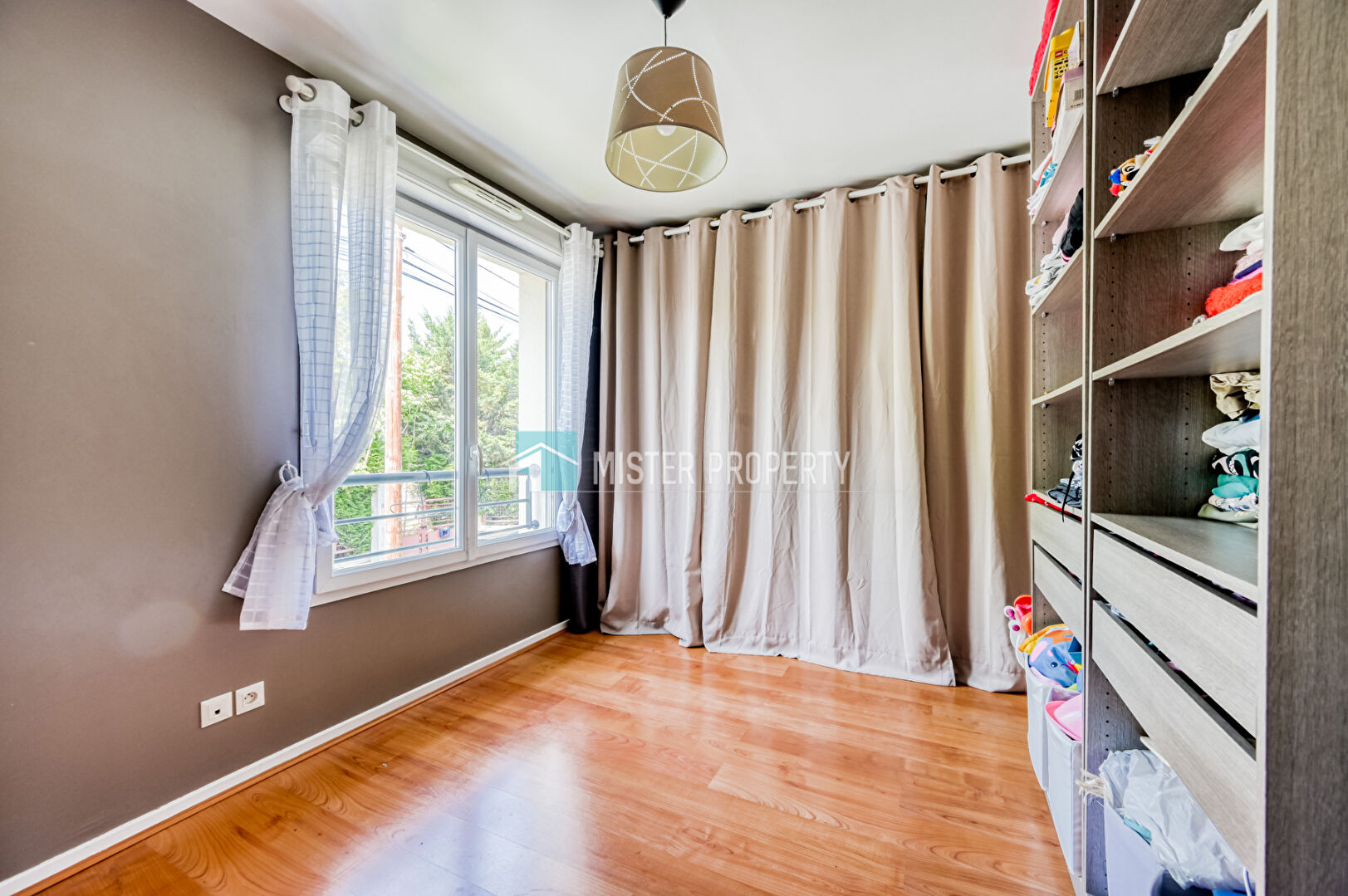 Photo Argenteuil  -  Champioux / Maison 5 Pièces avec Terrasses, Jardin et stationnements image 5/6