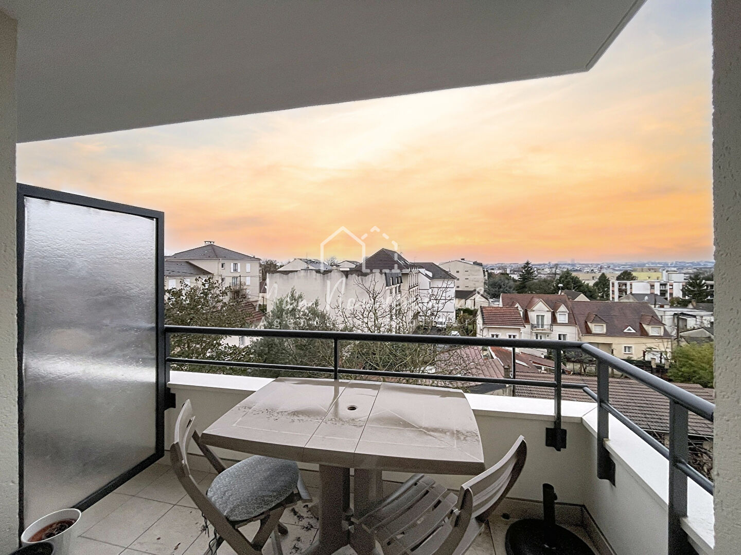 Agence immobilière de 
 MON NOUVEAU M2 Noisy le grand - MON NOUVEAU M2 
