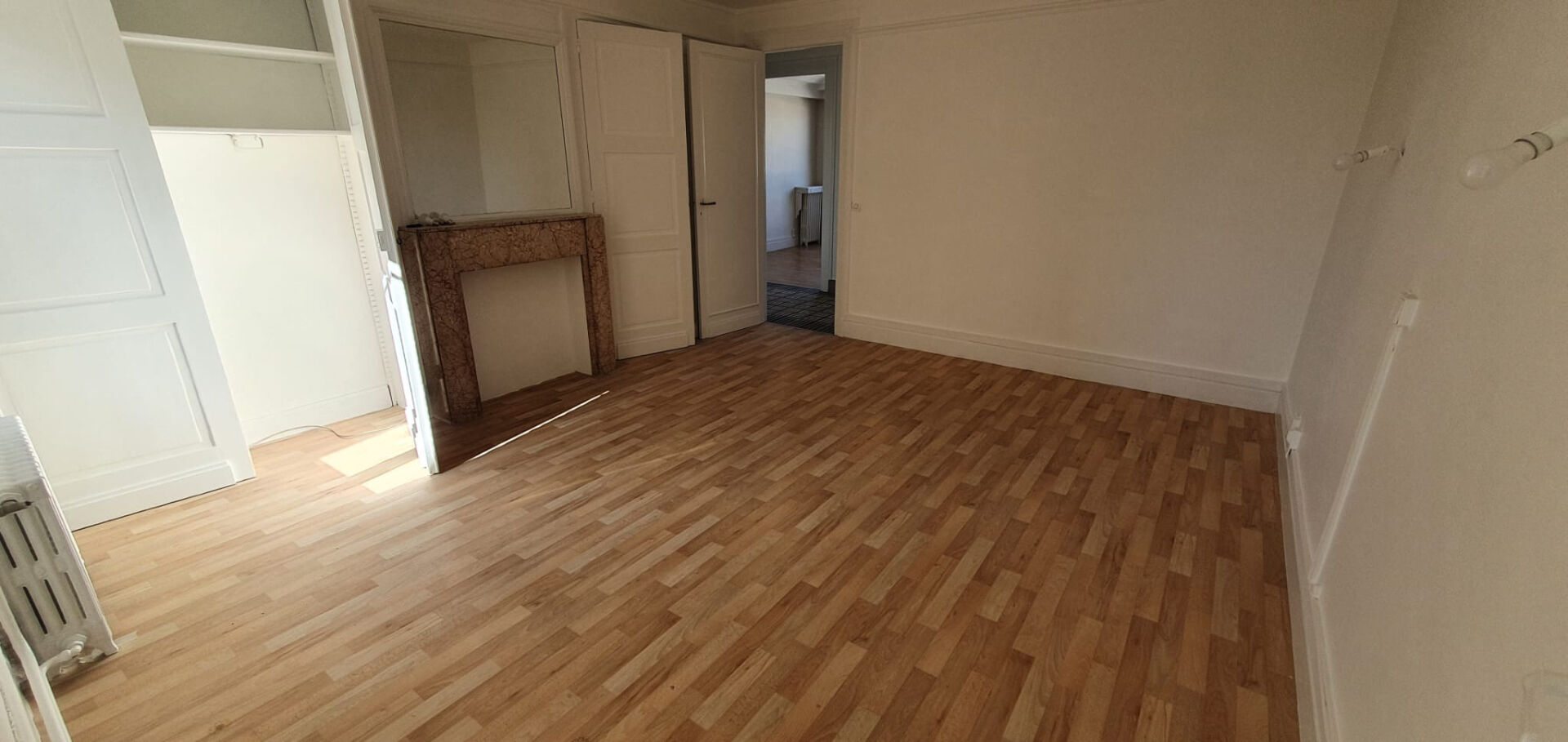 Photo Rue Anatole France -Appartement 76.24m² - double balcon image 4/5