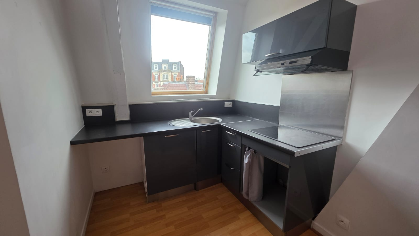 Photo TOP SECTEUR - T2 Av Jean Lebas ROUBAIX image 3/6