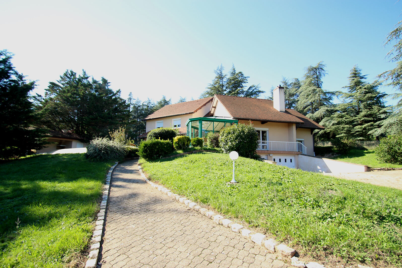 Maison Givry 6 pièce(s) 201.43 m2