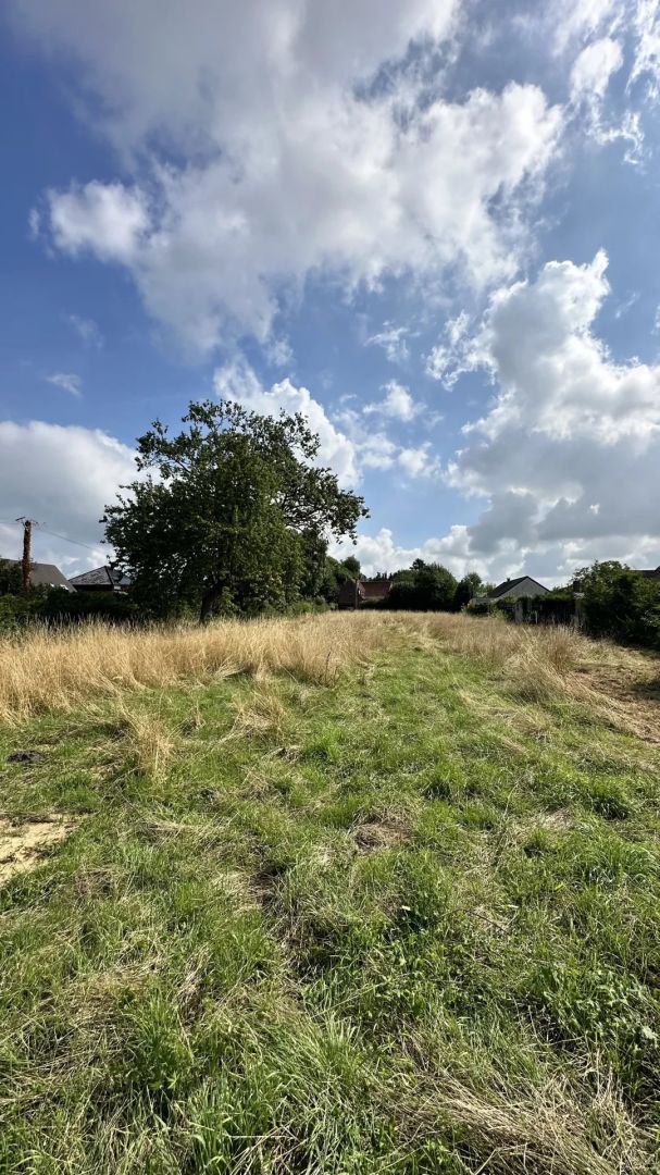 Photo Terrain viabilisé et libre de constructeurs image 1/4