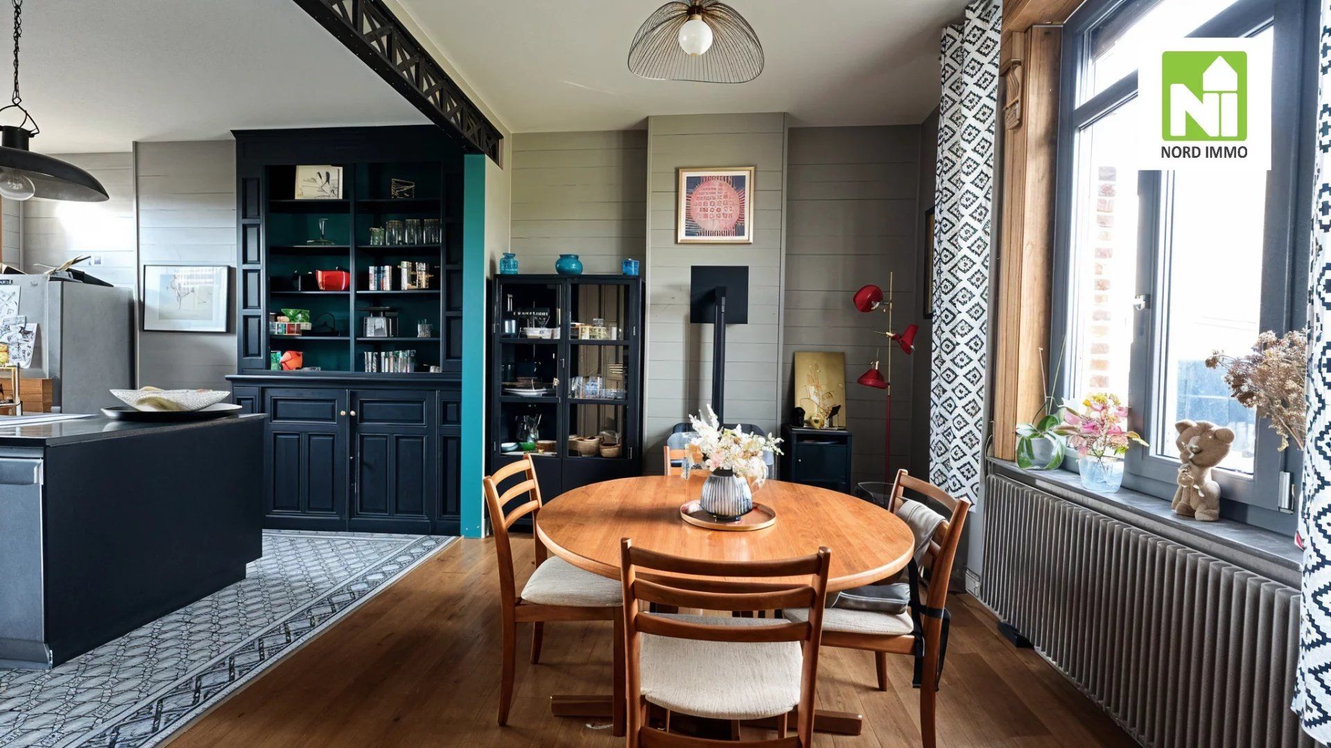 Photo Maison de charme Bersée - 160m2 - T5 image 4/6